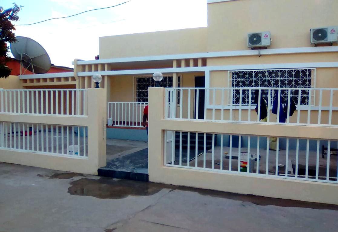 Edifício com acesso exterior